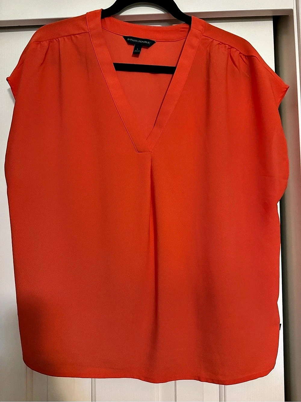Banana Republic V-Neck Blouse Orange Size Large